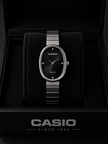 Casio Vintage Ladies Oval Quartz watch